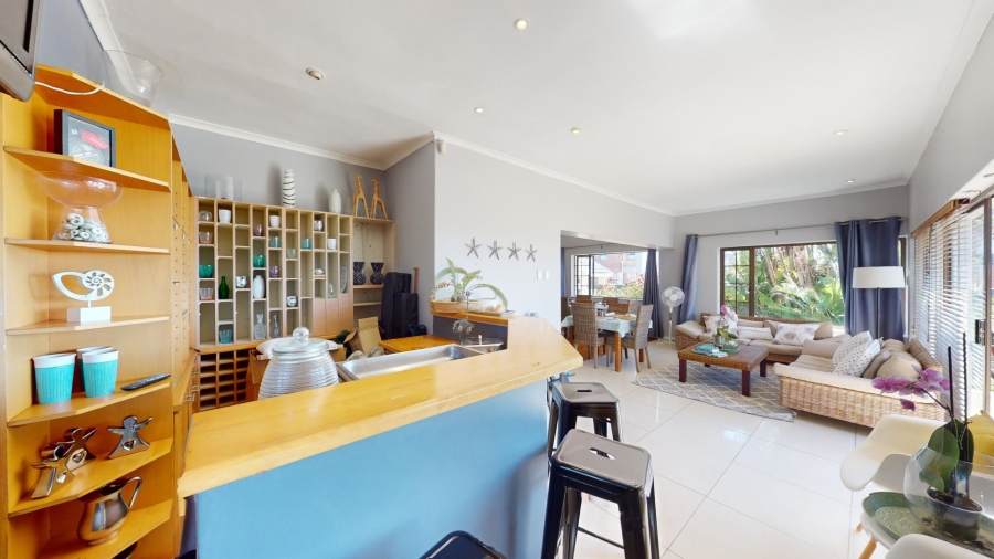 10 Bedroom Property for Sale in Summerstrand Eastern Cape